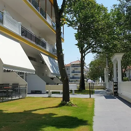 Radosevic Olympiakí Aktí