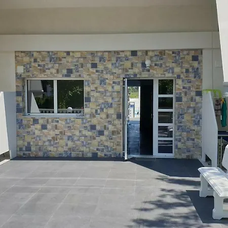 Radosevic Apartment Olympiaki Akti